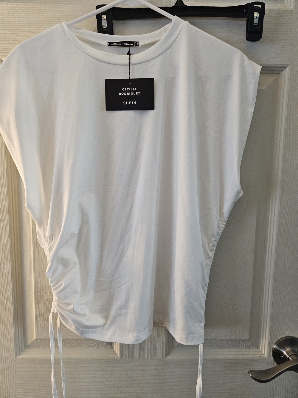 SHEIN White Sleeveless Ruched Side Women's Top